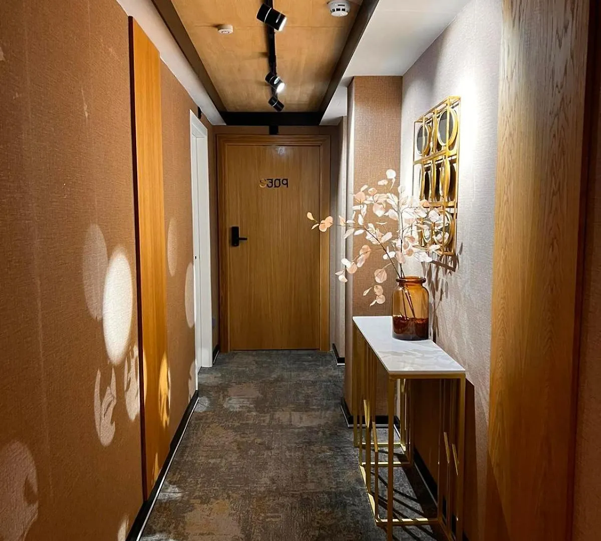 Mm Boutique Hotel Бургас 4*,